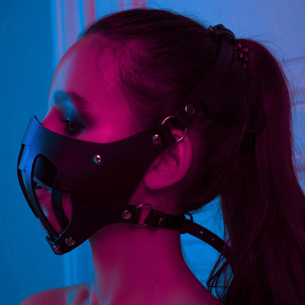 Fashionable women's leather face mask designed for couples, stylish, edgy, and made of PU material.